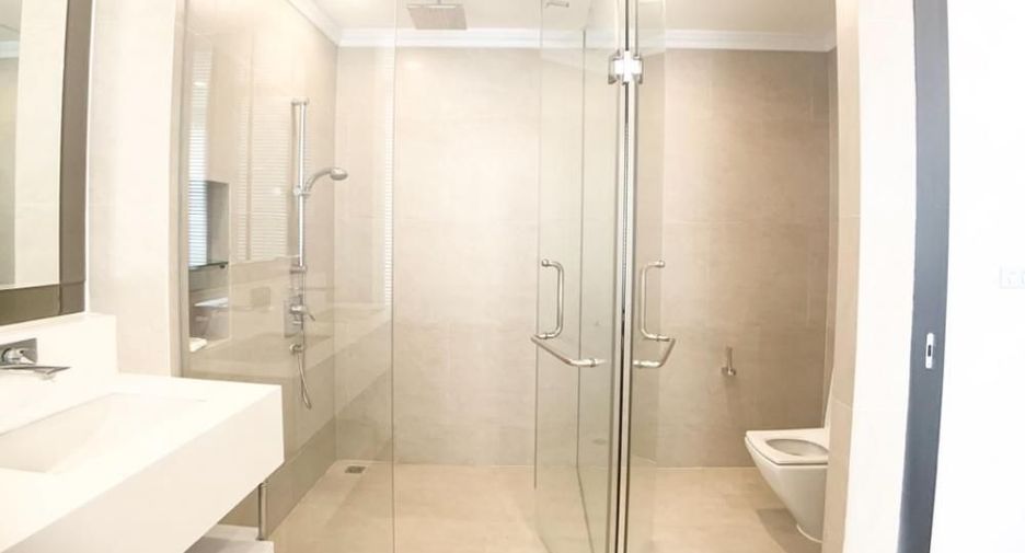 For sale and for rent 3 bedrooms house in Watthana, Bangkok