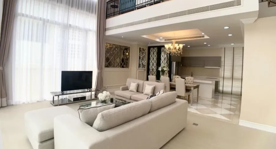For sale and for rent 3 bedrooms house in Watthana, Bangkok
