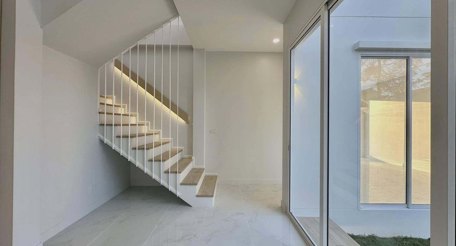 Villa en venta de 3 habitaciones en Saraphi, Chiang Mai