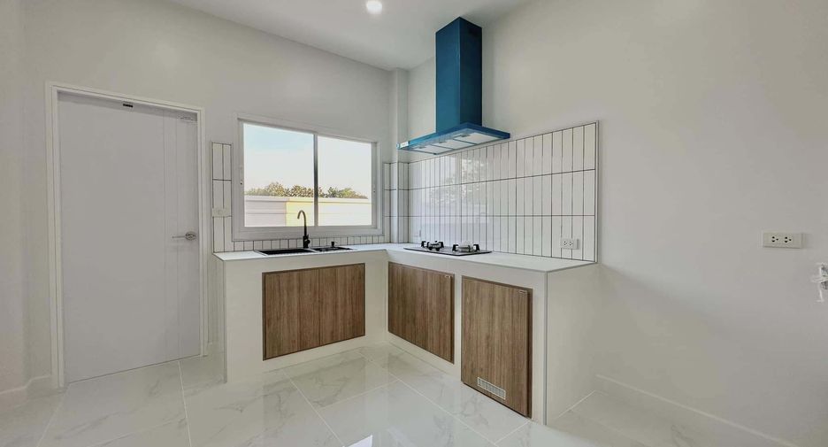 Villa en venta de 3 habitaciones en Saraphi, Chiang Mai