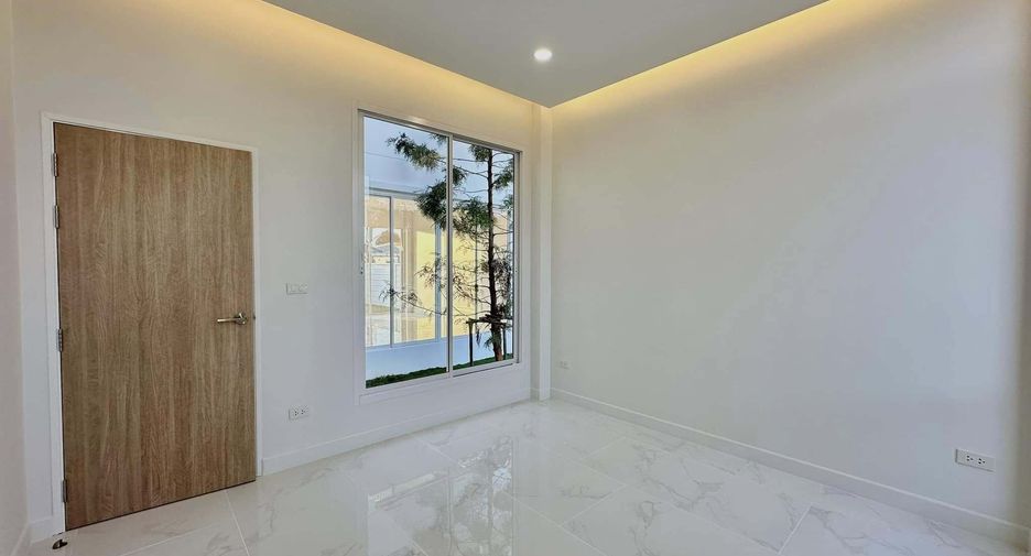 Villa en venta de 3 habitaciones en Saraphi, Chiang Mai