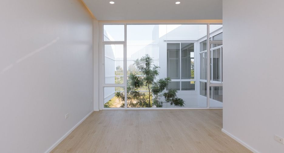 Villa en venta de 3 habitaciones en Saraphi, Chiang Mai