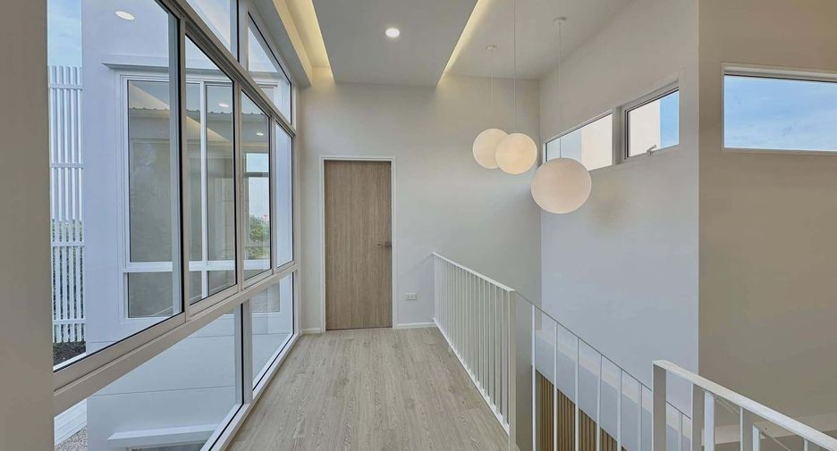 Villa en venta de 3 habitaciones en Saraphi, Chiang Mai