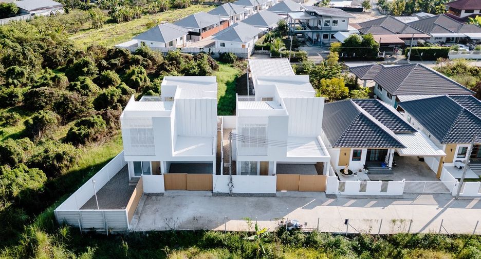 Villa en venta de 3 habitaciones en Saraphi, Chiang Mai