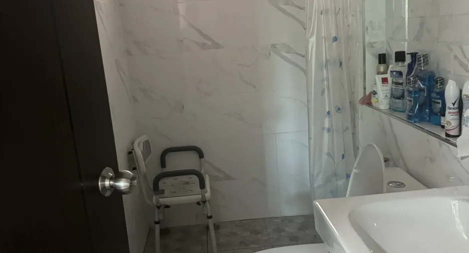 For sale 4 bedrooms house in Prawet, Bangkok
