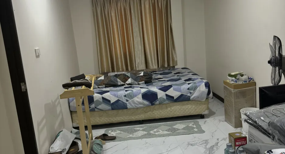 For sale 4 bedrooms house in Prawet, Bangkok