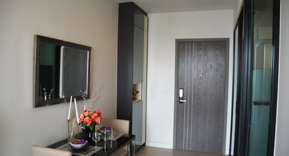For sale 1 bed condo in Watthana, Bangkok