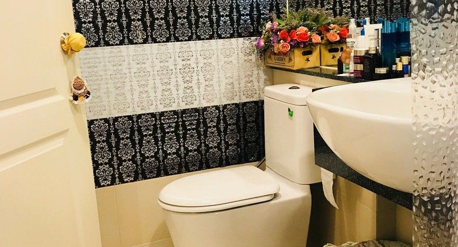 For sale and for rent 1 bed condo in Khlong San, Bangkok