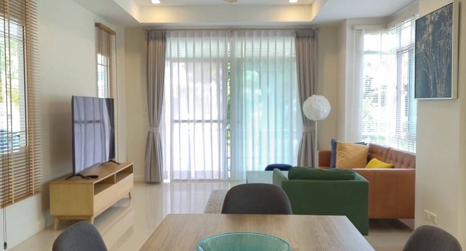 For rent 4 bedrooms house in Mueang Chiang Mai, Chiang Mai