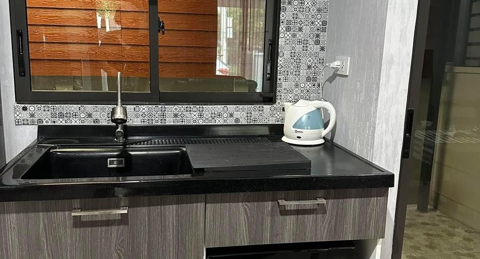 For sale and for rent 3 bedrooms townhouse in Bang Phli, Samut Prakan