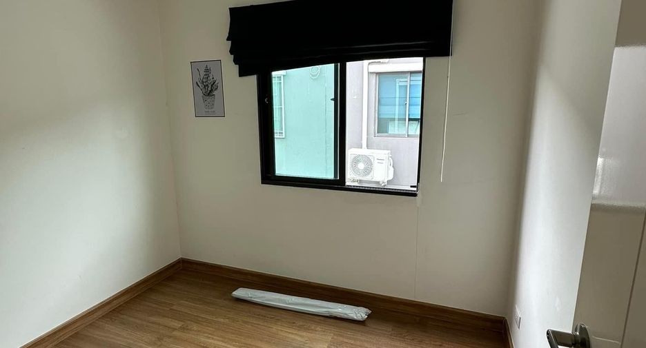 For sale and for rent 3 bedrooms townhouse in Bang Phli, Samut Prakan