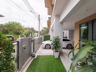For sale and for rent 4 bedrooms house in Sai Mai, Bangkok