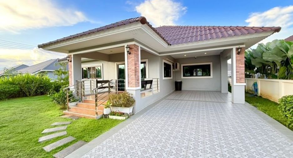 For rent 3 bedrooms house in San Sai, Chiang Mai