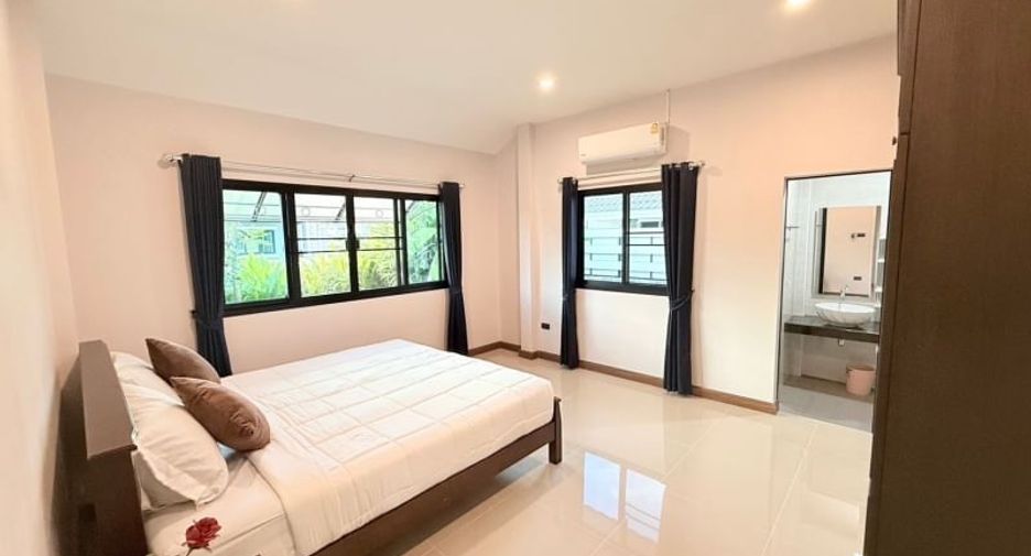 For rent 3 bedrooms house in San Sai, Chiang Mai