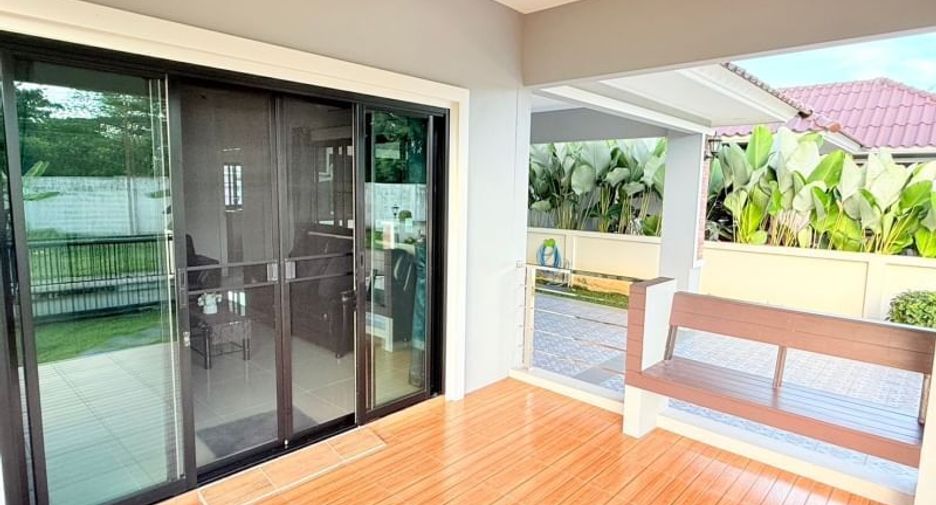 For rent 3 bedrooms house in San Sai, Chiang Mai