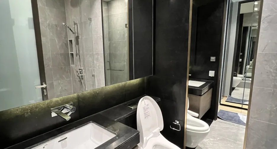 For sale and for rent 1 bed condo in Pathum Wan, Bangkok