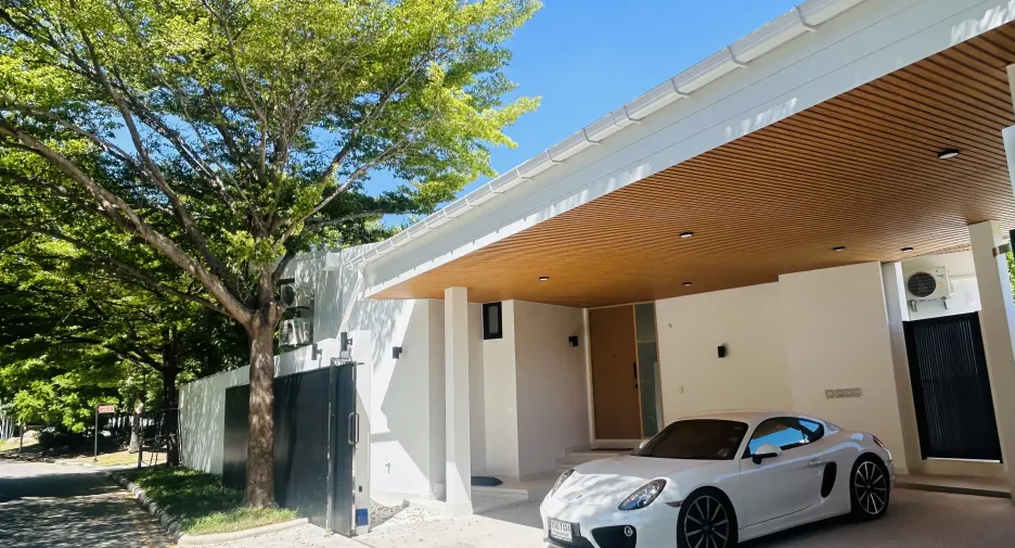 For sale 4 bedrooms house in Lak Si, Bangkok