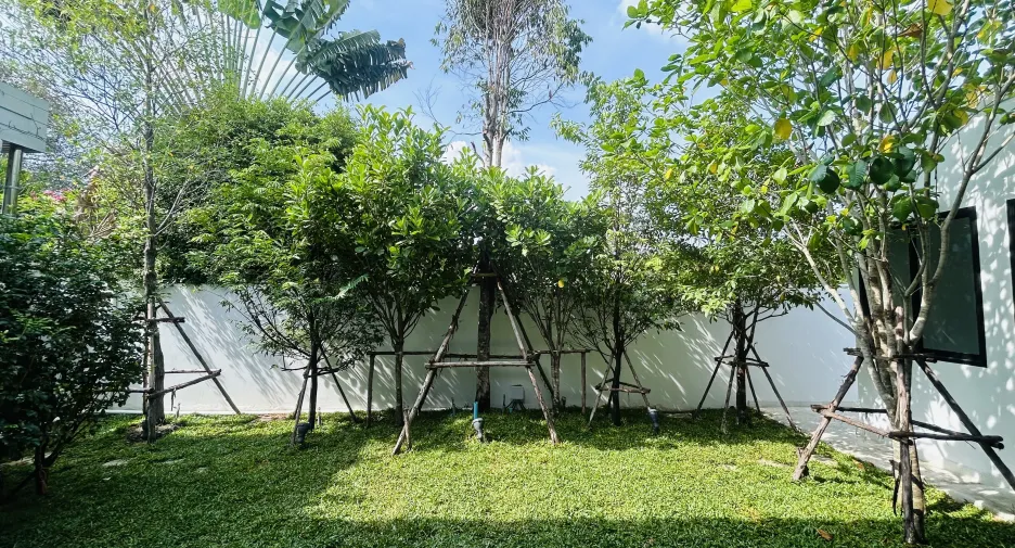 For sale 4 bedrooms house in Lak Si, Bangkok