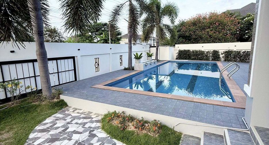 Haus zur Miete mit 5 Zimmer in San Sai, Chiang Mai