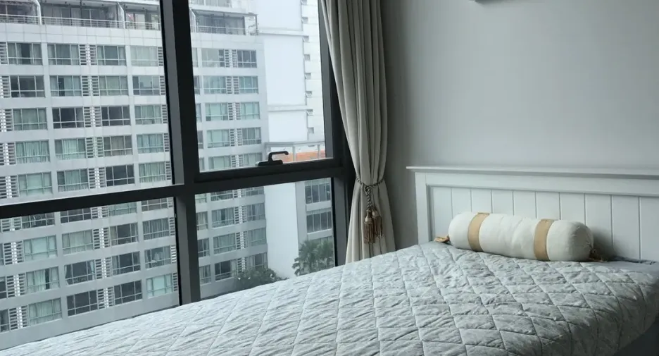Condo en venta y en alquiler de 3 habitaciones en Khlong Toei, Bangkok
