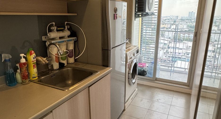 For sale 1 bed condo in Thon Buri, Bangkok