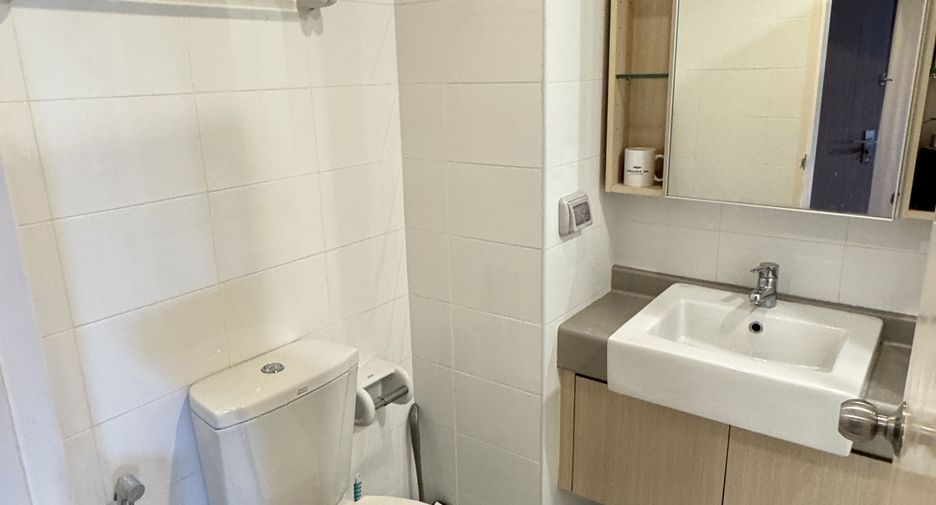 For sale 1 bed condo in Thon Buri, Bangkok