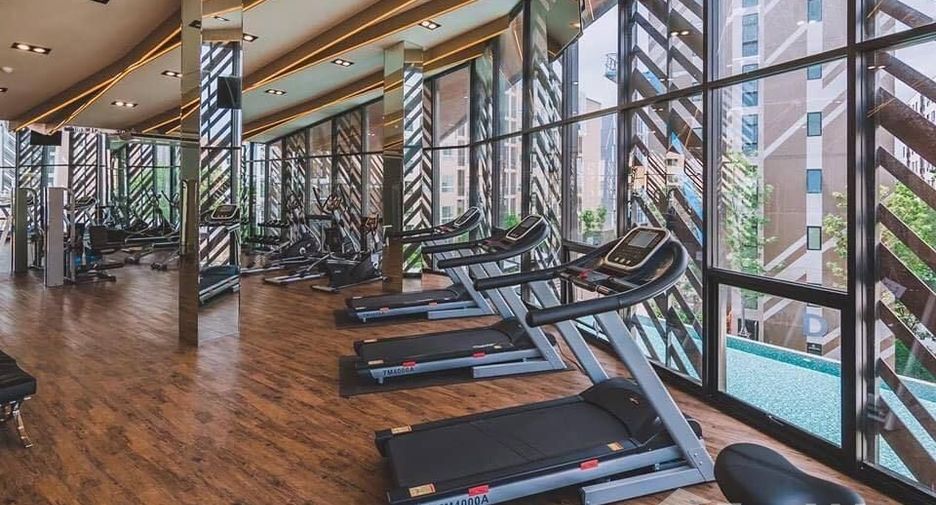 For rent studio condo in Mueang Samut Prakan, Samut Prakan