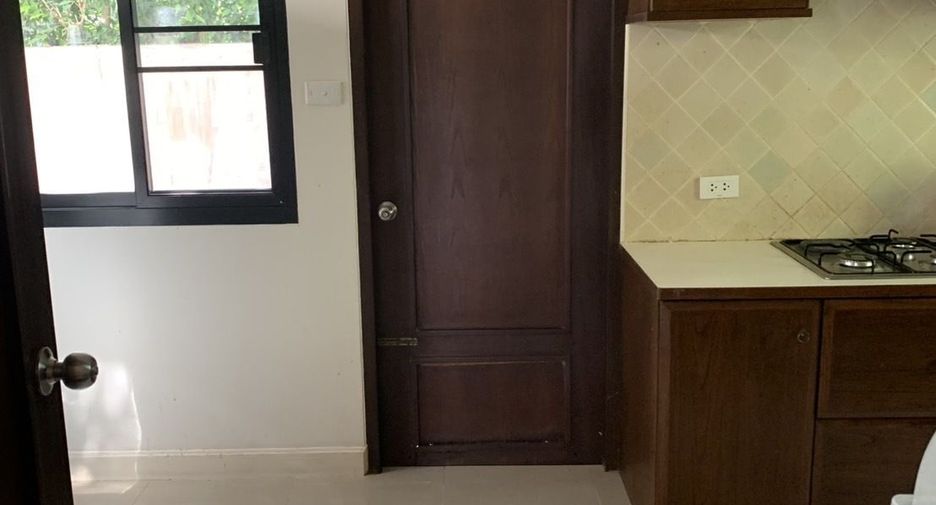 For sale and for rent 3 bedrooms house in Hang Dong, Chiang Mai