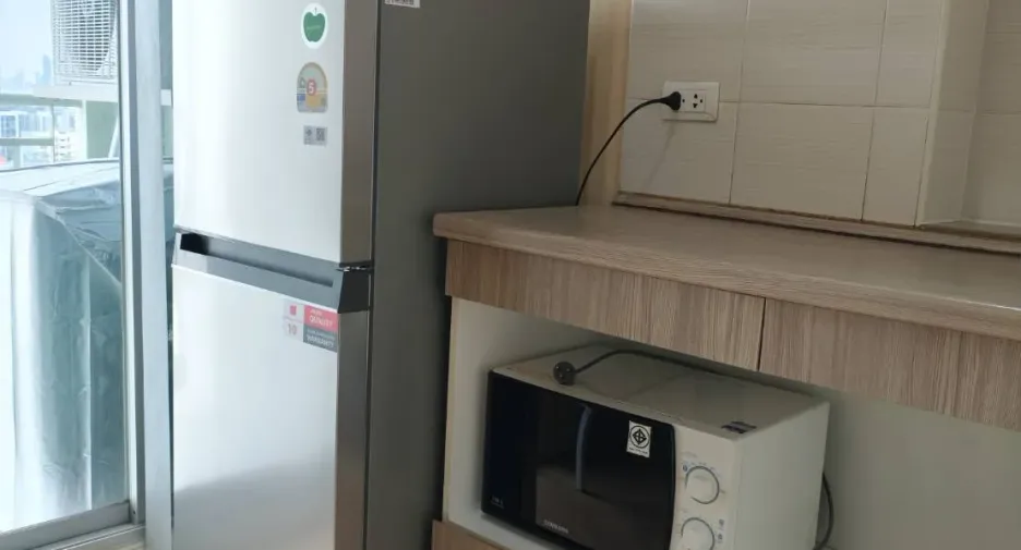 For rent 1 bed condo in Wang Thonglang, Bangkok