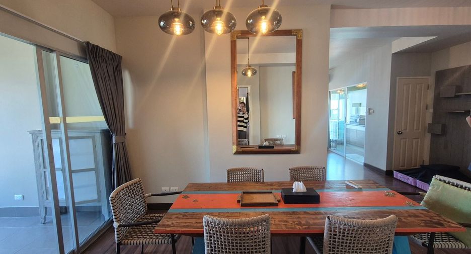 For rent 3 bedrooms condo in Mueang Chiang Mai, Chiang Mai
