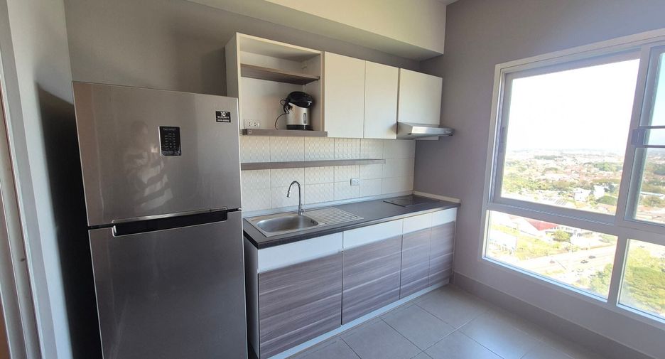 For rent 3 bedrooms condo in Mueang Chiang Mai, Chiang Mai