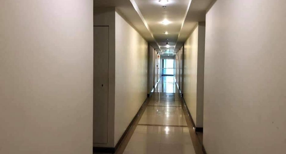 For sale and for rent 1 bed condo in Phra Khanong, Bangkok