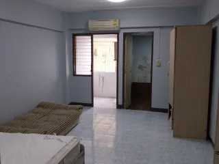 À vendre studio condo à Don Mueang, Bangkok
