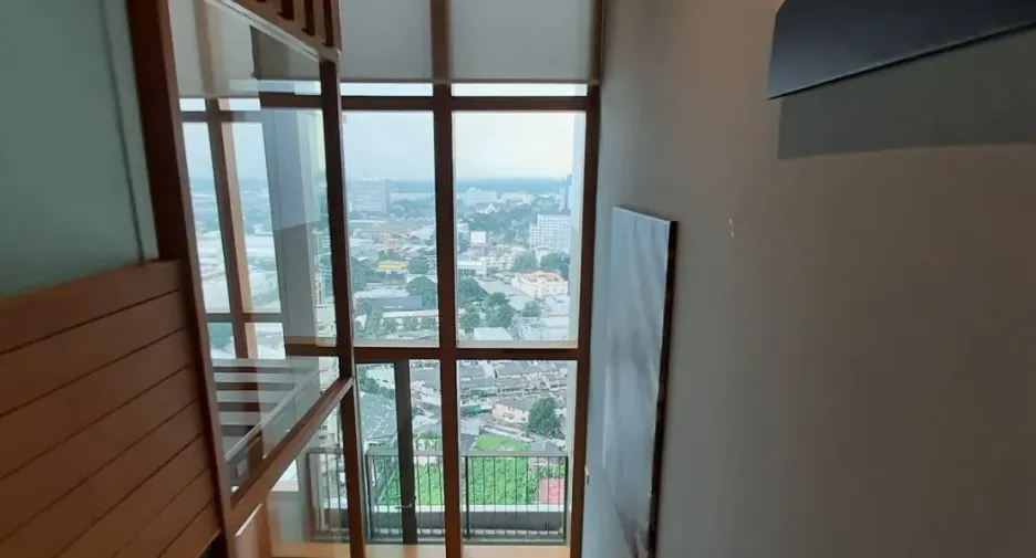À vendre 1 chambre condo à Khlong Toei, Bangkok