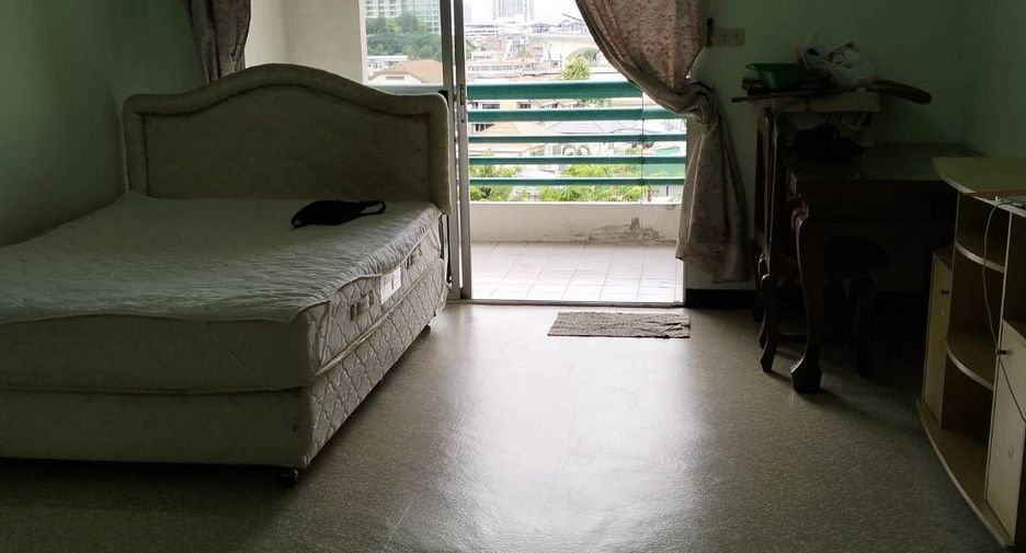 For rent 1 bed condo in Bang Phlat, Bangkok