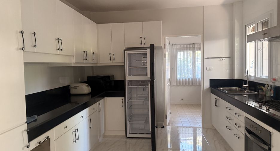 For rent 4 bedrooms house in Hang Dong, Chiang Mai