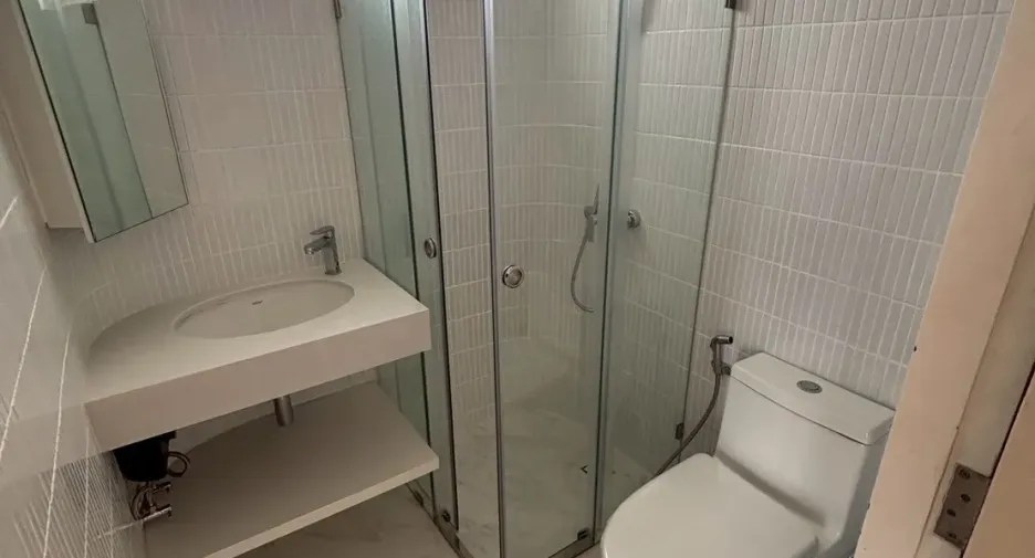 For sale 3 bedrooms condo in Bang Kho Laem, Bangkok