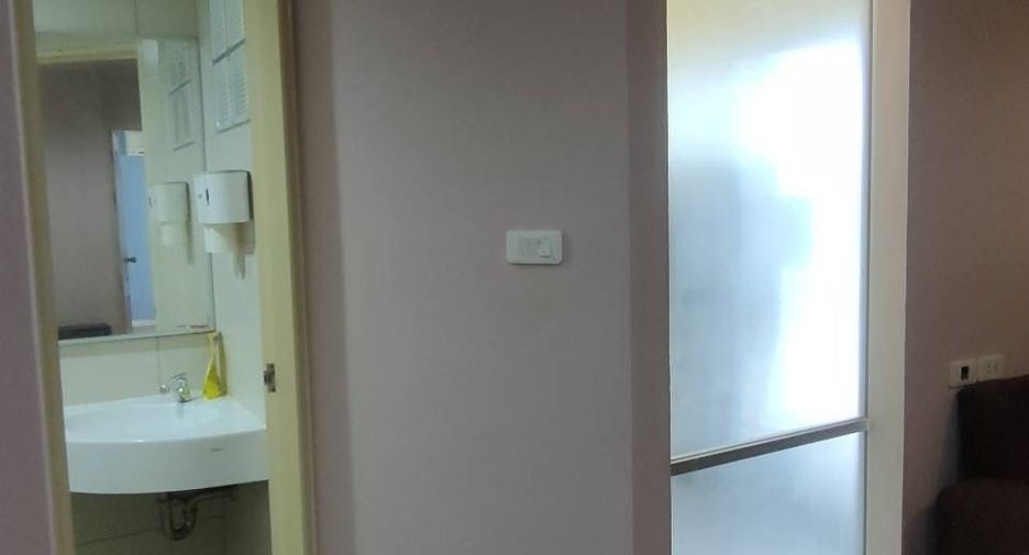 For rent 1 bed condo in Khan Na Yao, Bangkok