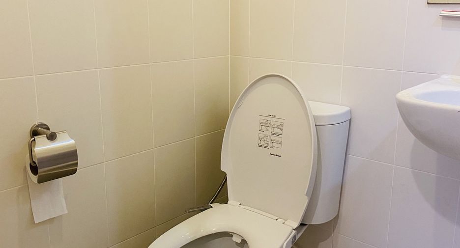 For rent studio condo in Lat Krabang, Bangkok