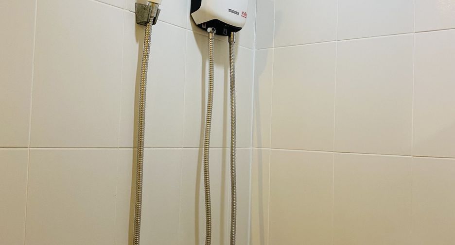 For rent studio condo in Lat Krabang, Bangkok