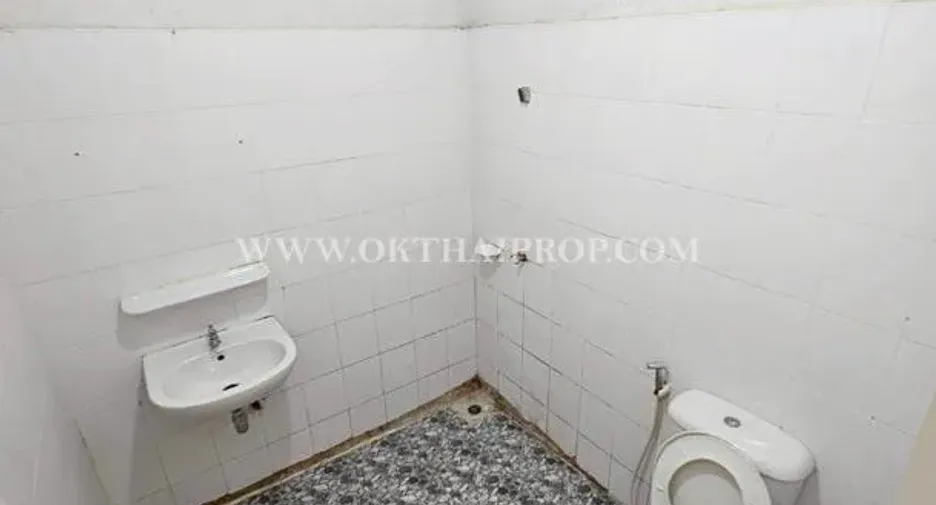 For sale 3 bedrooms townhouse in Lat Krabang, Bangkok