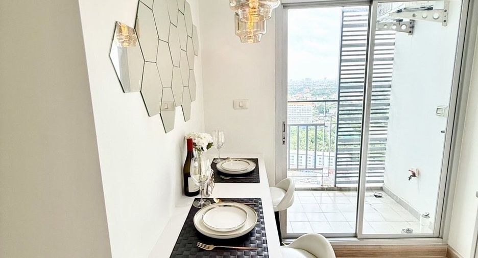 For sale 1 bed condo in Bangkok Noi, Bangkok