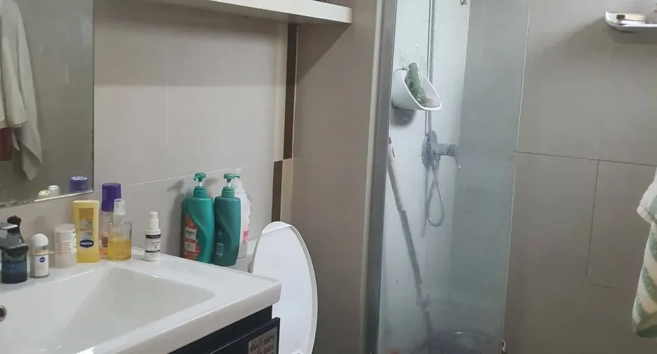 For sale 2 bedrooms condo in Khlong Toei, Bangkok