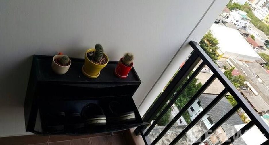For rent 1 bed condo in Phra Khanong, Bangkok