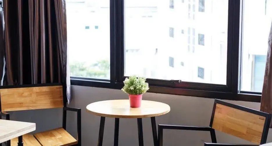 For sale 20 bedrooms hotel in Bang Rak, Bangkok