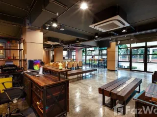 For sale 20 ベッドルーム hotel in Bang Rak, Bangkok
