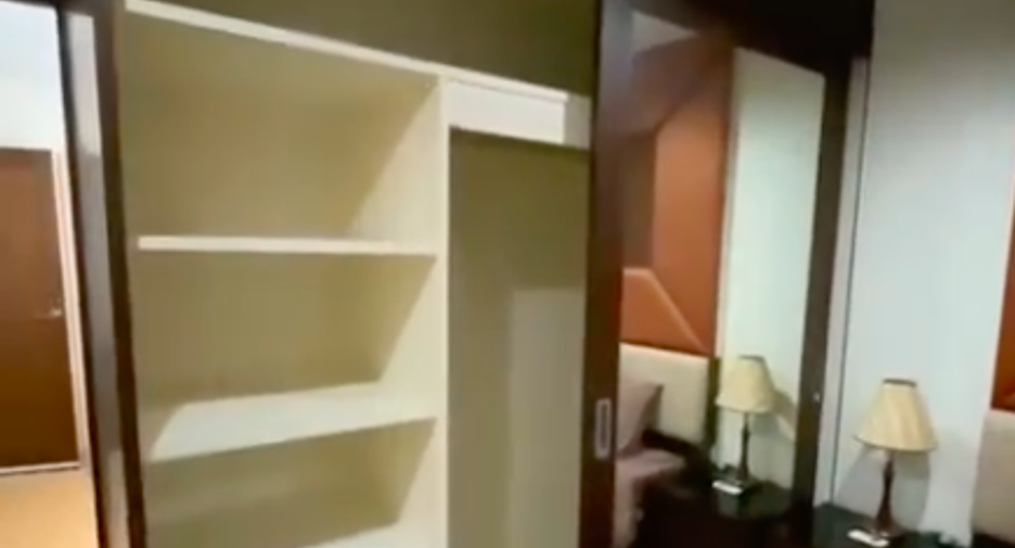 Wohnung zum Kauf und zur Miete mit 1 Zimmer in Phra Khanong, Bangkok
