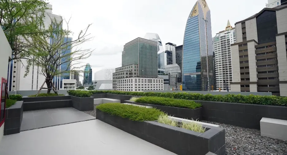 For sale 2 bedrooms condo in Pathum Wan, Bangkok