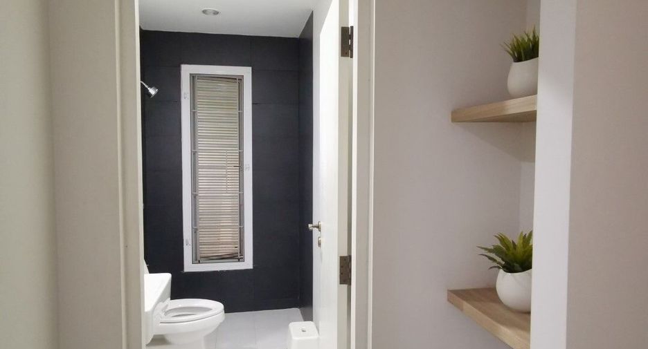 For sale 3 ベッドルーム house in Bang Khen, Bangkok