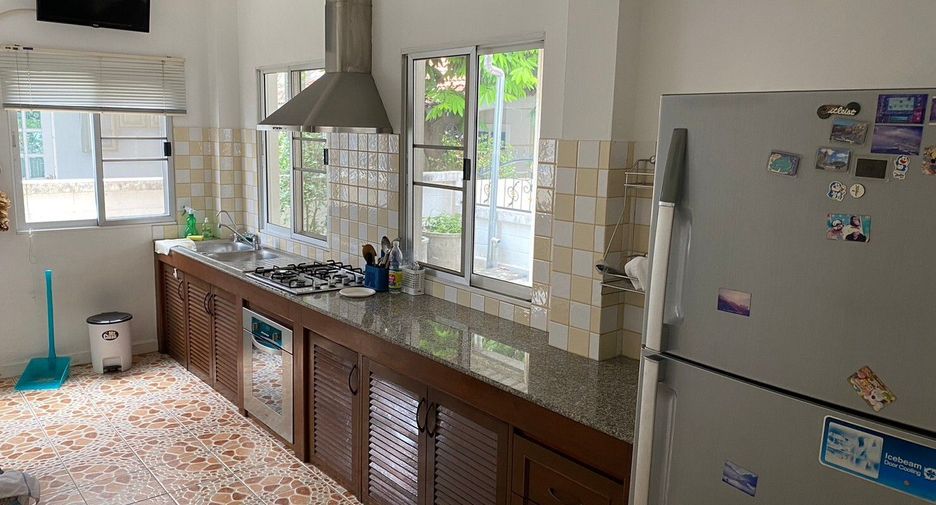 For rent 4 bedrooms house in Hang Dong, Chiang Mai